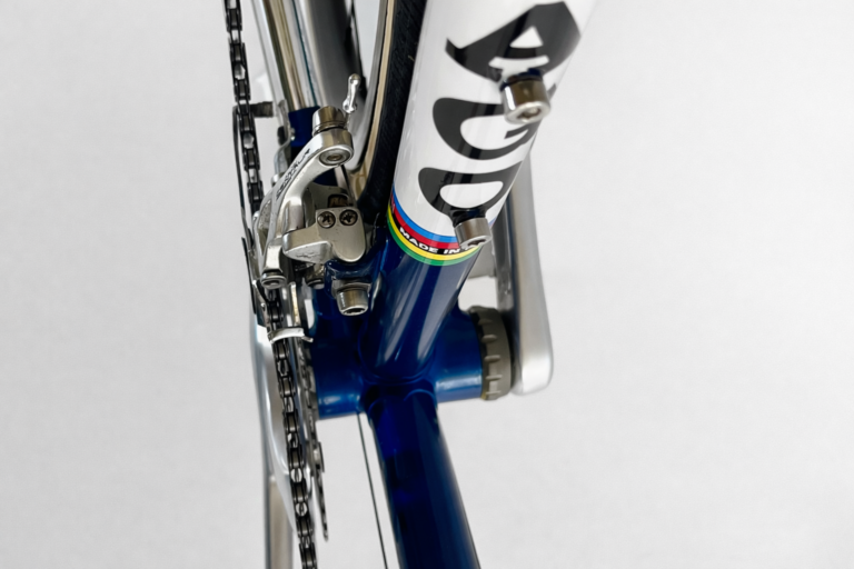 Colnago blau Tretlager
